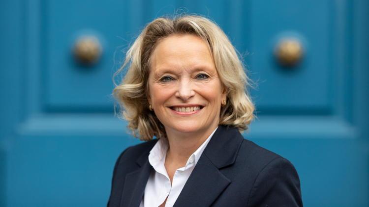 Dr. Christine Rachner