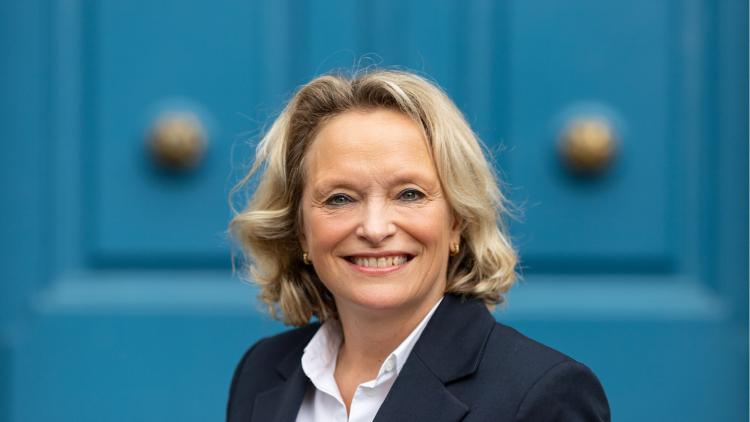 Das Foto zeigt Dr. Christine Rachner