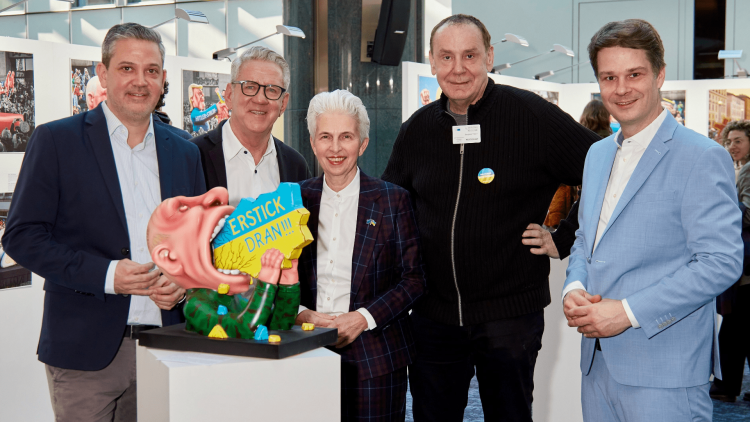von Links: Moritz Kracht, Lothar Hörning, Marie-Agnes Strack-Zimmermann, Jacques Tilly und Mirko Rohloff  Foto Christoph Janetzko