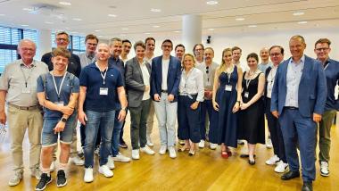 Das Foto zeigt ein Gruppenbild der Fraktion